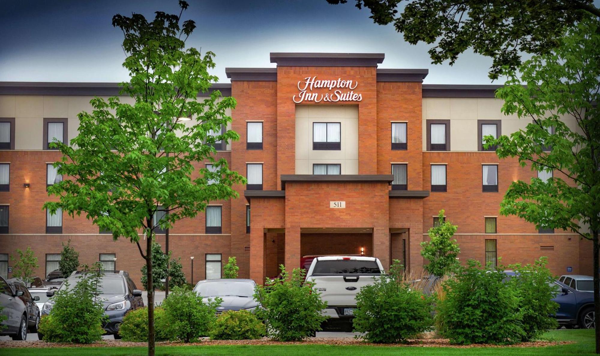 Hampton Inn And Suites La Crosse Downtown Exterior foto